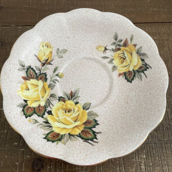 England Royal Standard Yellow Flower Teacup And Saucer Set Fine Bone China - Picture 5 of 6